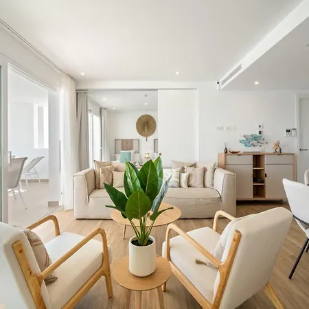 Stylish 2-bedroom In Casares Lejlighed Estepona