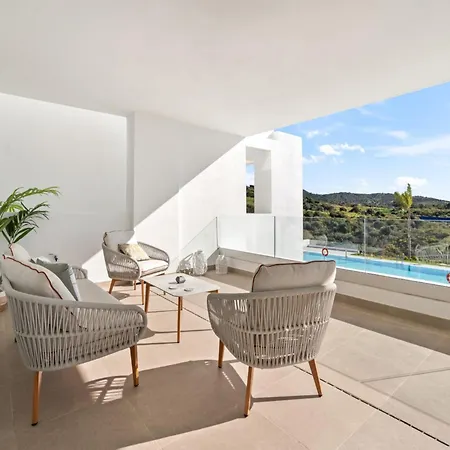 Stylish 2-bedroom In Casares Lejlighed *