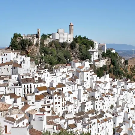 Stylish 2-bedroom In Casares