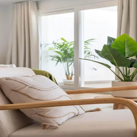 Lejlighed Stylish 2-bedroom In Casares *